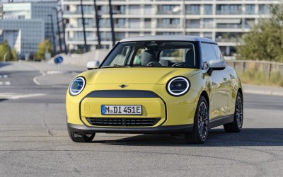 Στην Ελλάδα το νέο MINI Cooper E Classic – Τιμή
