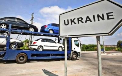 Τα παλιά αυτοκίνητα πάνε στην Ουκρανία, δωρεάν
