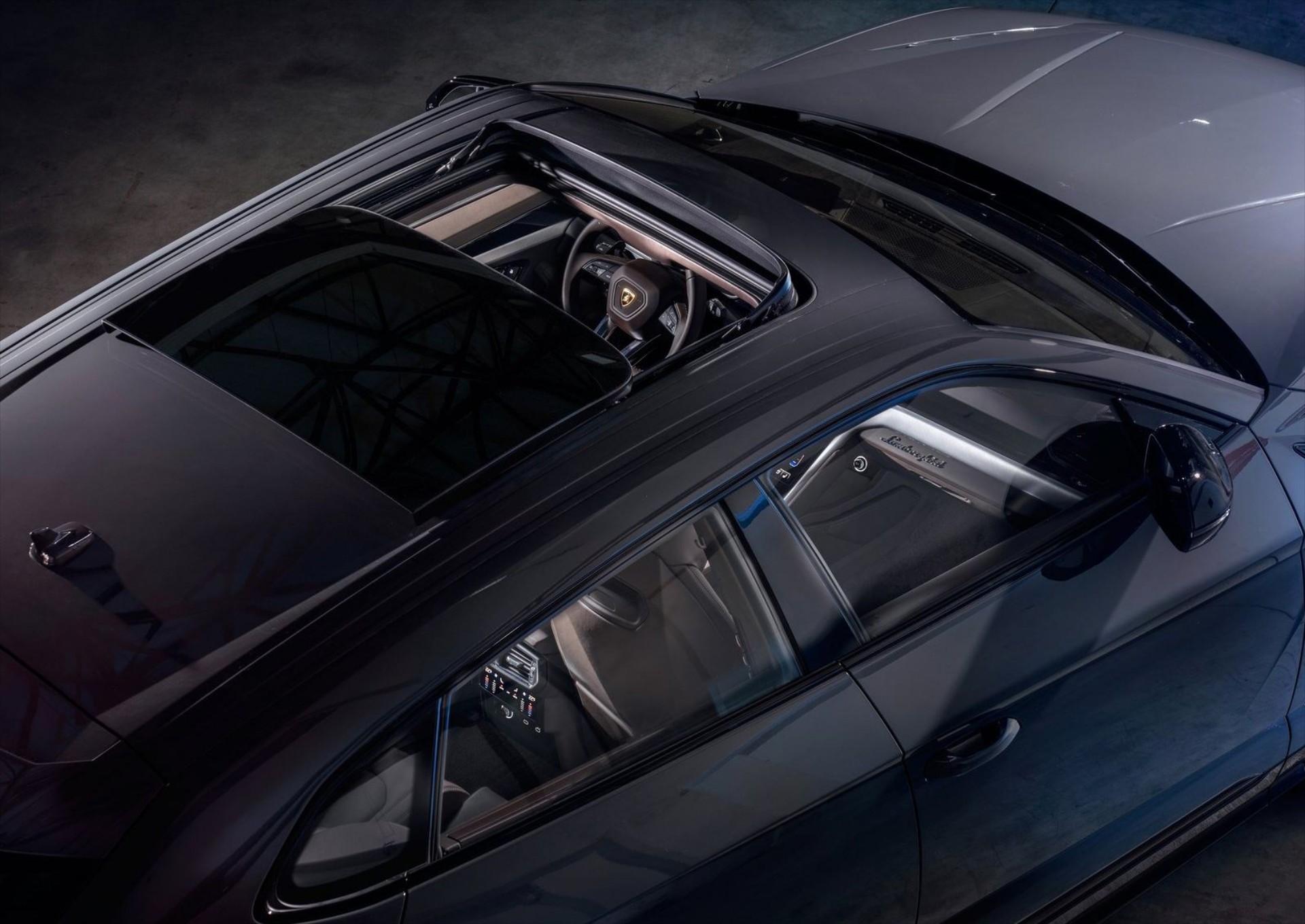 Η εταιρεία που έσπασε ρεκόρ πωλήσεων, εσόδων και κερδών το 2023