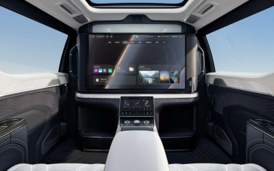 Η Rolls-Royce των van, έρχεται από την Κίνα