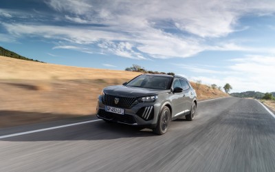 Peugeot 2008: Ποια έκδοση καίει λιγότερη βενζίνη;