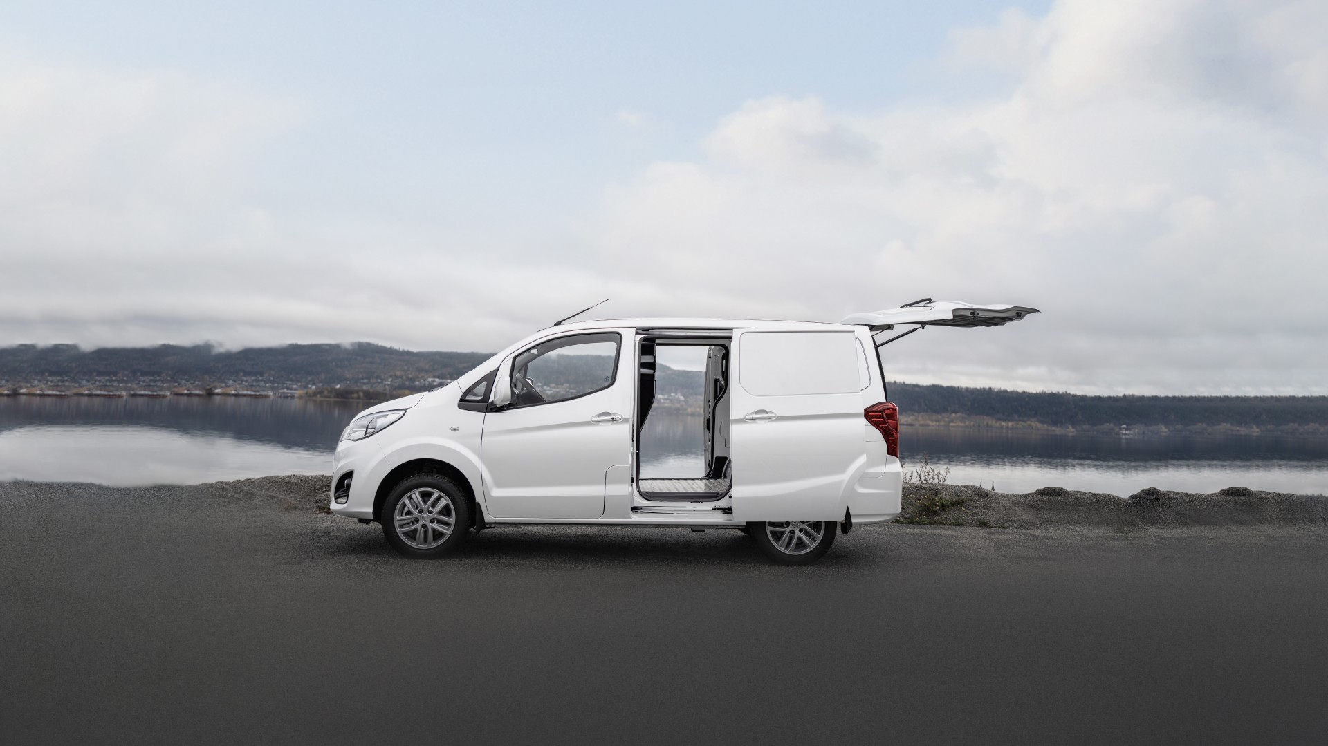 Ποιο ηλεκτρικό Van έκανε το Αθήνα-Πάτρα χωρίς να φορτίσει;