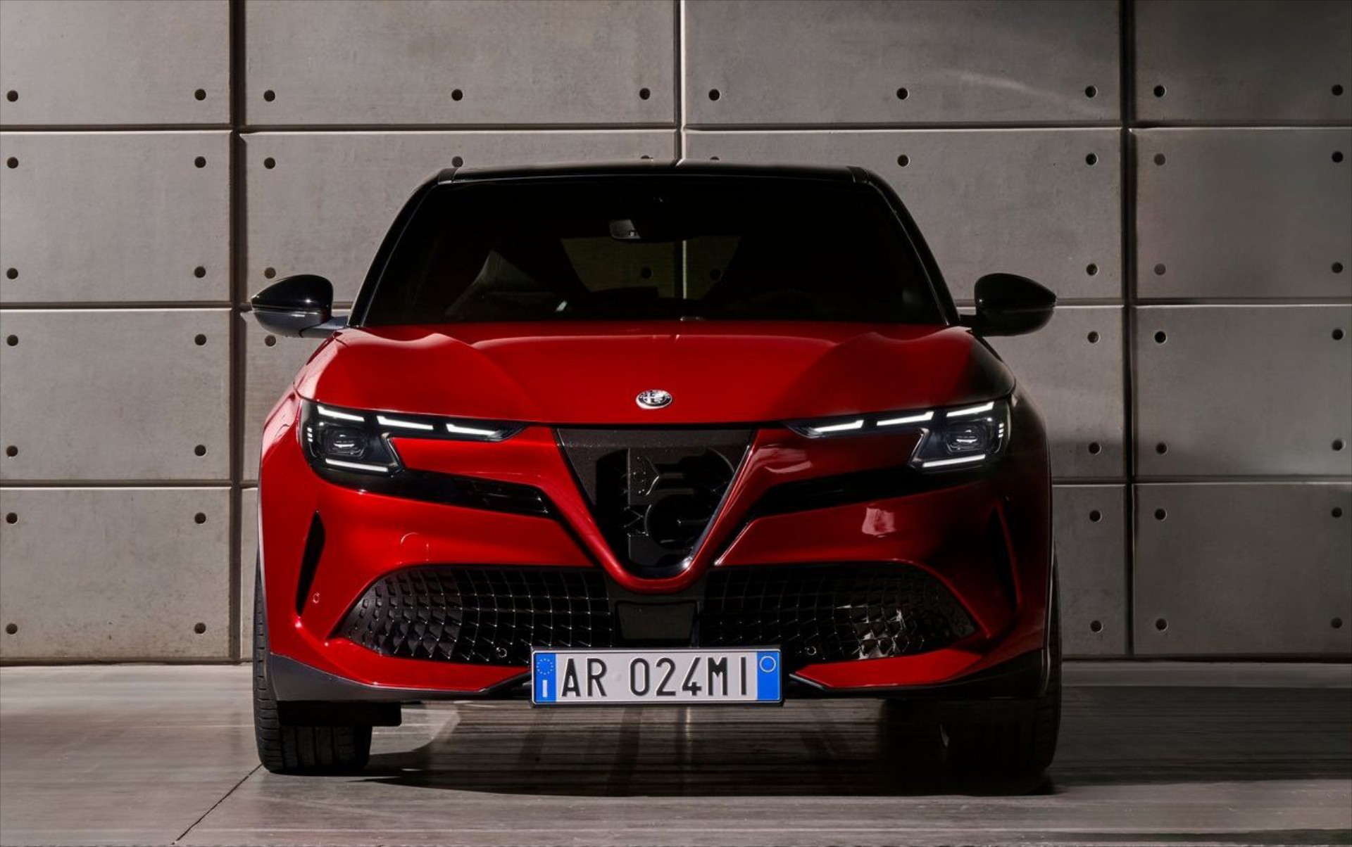 Η μεγάλη αλλαγή στις Alfa Romeo - Πολλοί την έχουν δει, λίγοι την κατάλαβαν