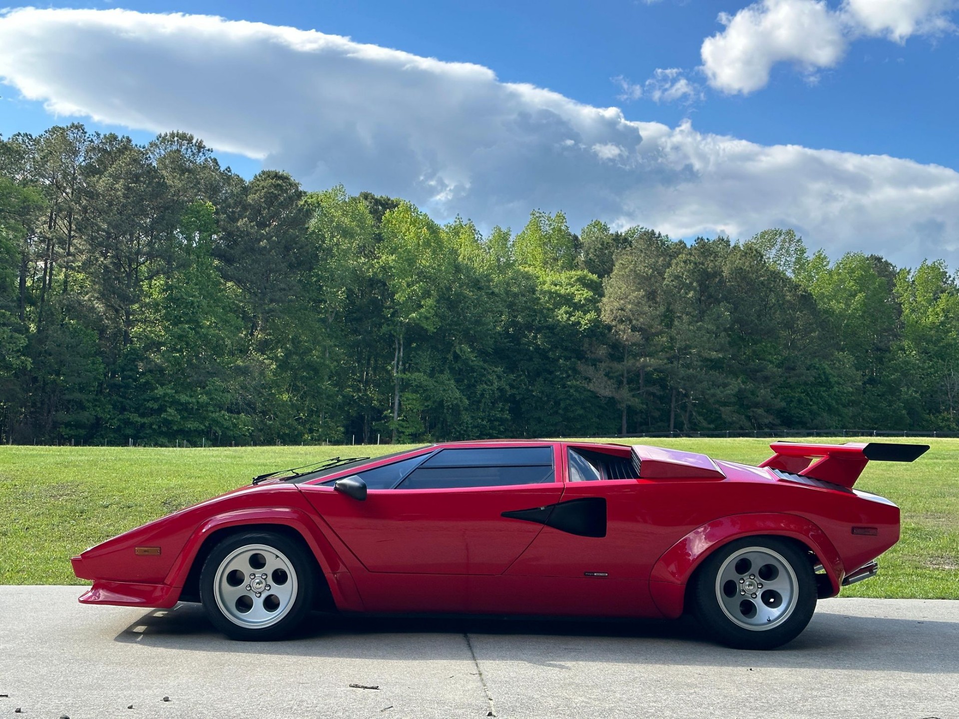 Το μεγάλο στοίχημα: Μπορείτε να μαντέψετε τι αυτοκίνητο είναι αυτό;