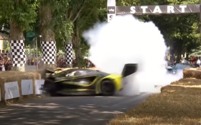 Έριξε στα άχυρα αυτοκίνητο αξίας 2.300.000 ευρώ [video]