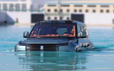 Στην Ελλάδα το αυτοκίνητο που επιπλέει στο νερό - Ποιος φέρνει το SUV, πού θα το δείτε; [videos]