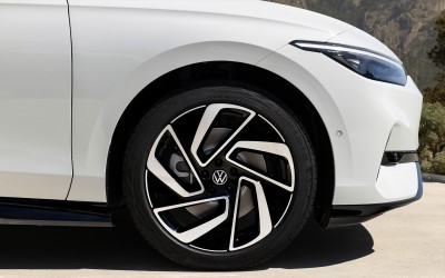 Το ηλεκτρικό Volkswagen που κάνει 794 km χωρίς φόρτιση - Πωλείται και στην Ελλάδα