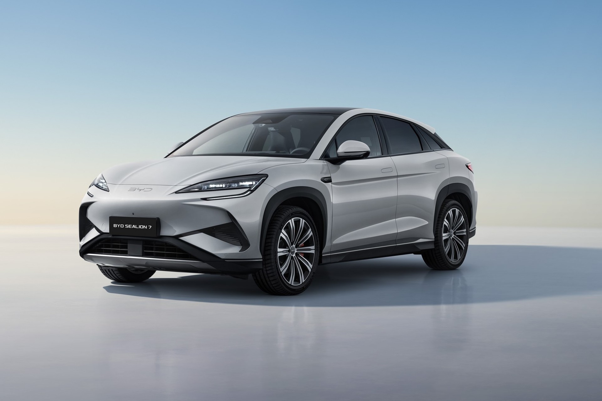 BYD Sealion 7:  Ότι πρέπει να γνωρίζετε για τον αντίπαλο του Tesla Model Y 