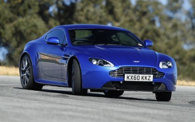 Aston Martin Vantage S εν δράσει