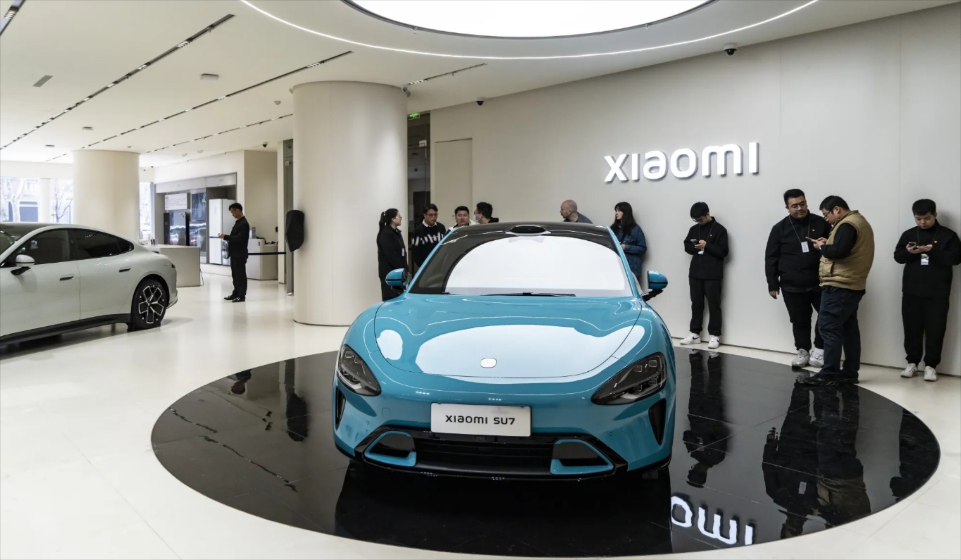 Θαύμα από την Xiaomi - Πούλησε 100.000 αυτοκίνητα σε 230 ημέρες