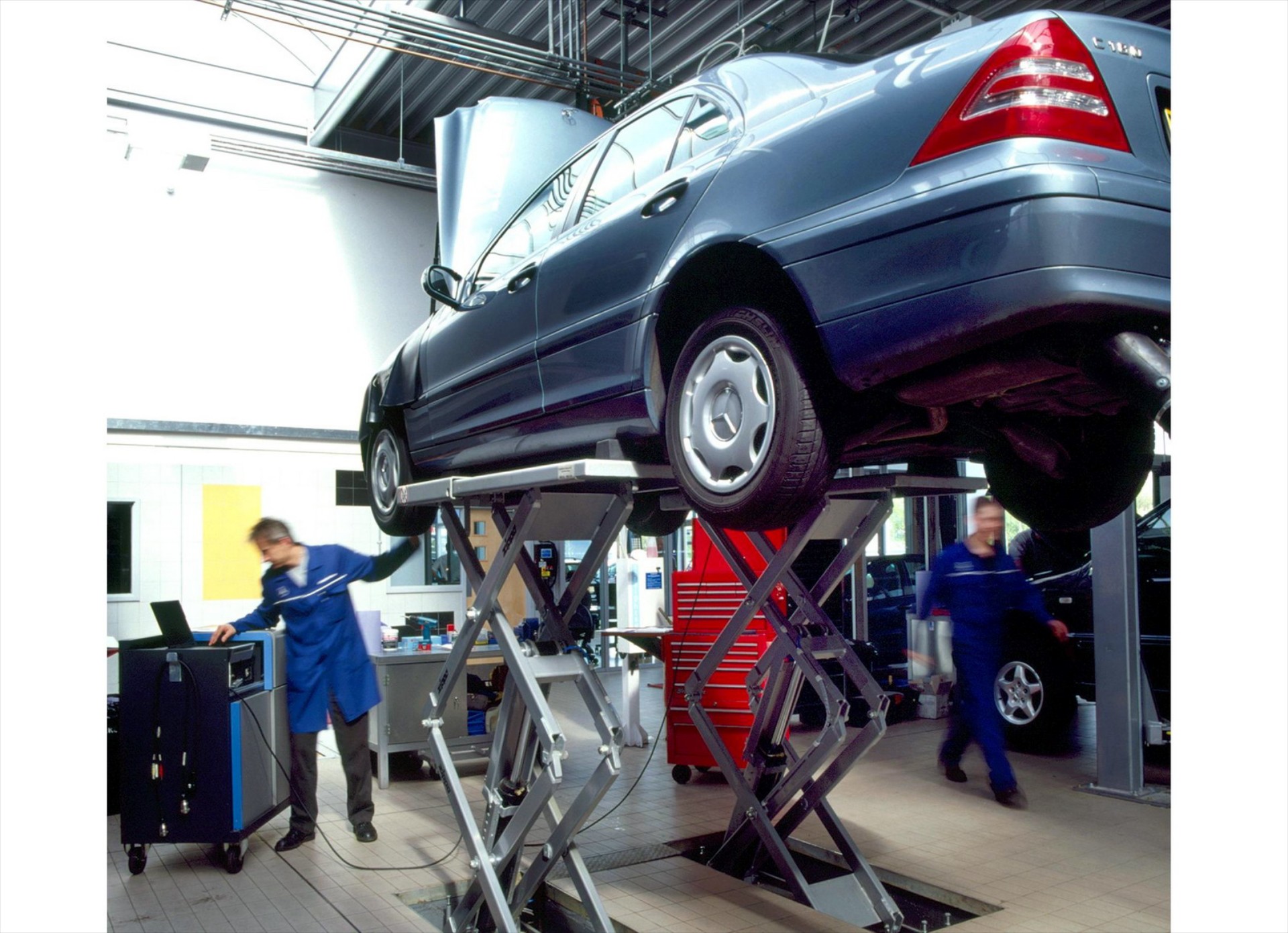 Ελκυστικά πάκετα Service Mercedes-Benz