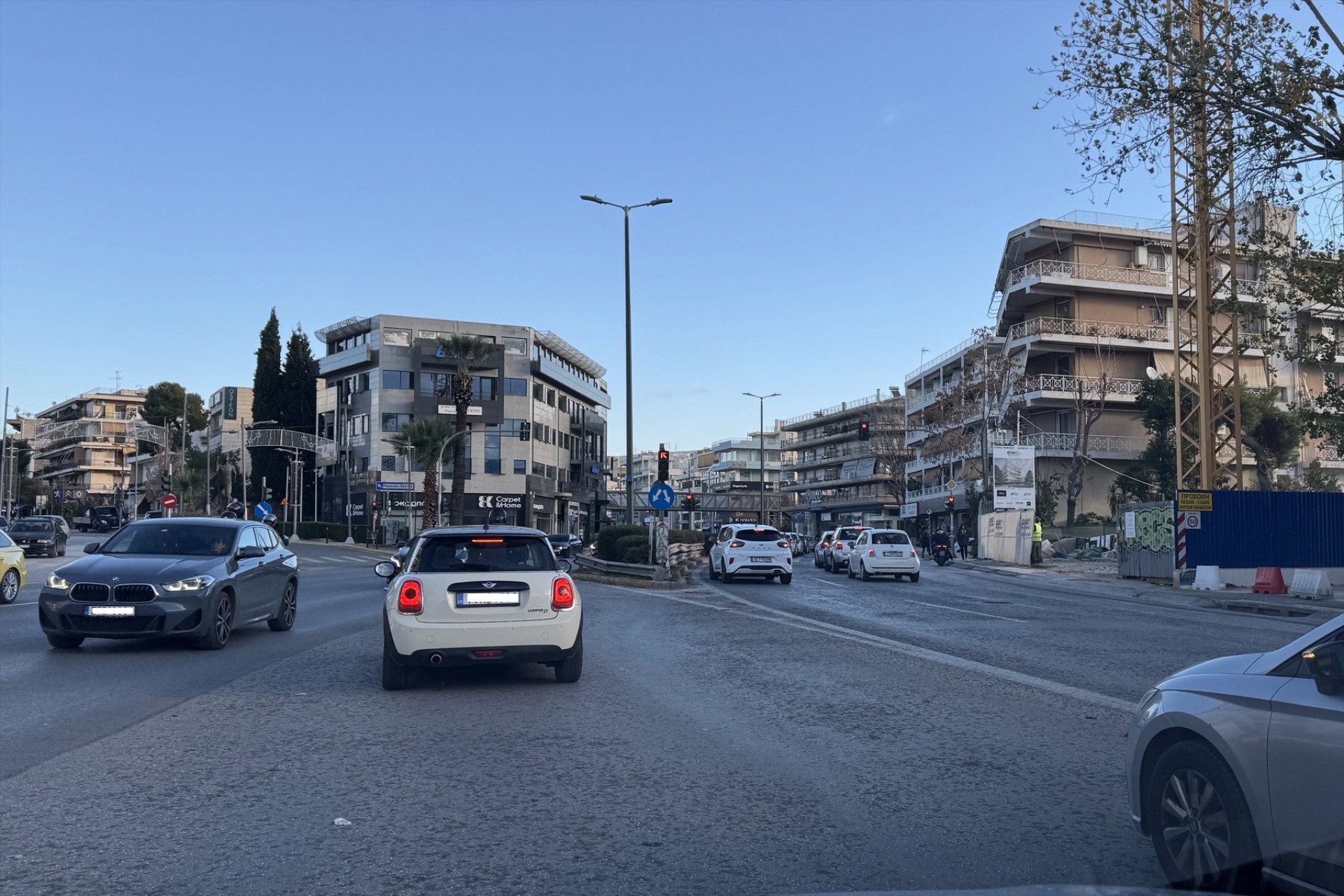 Τι λέει η ΑΙ για τους Έλληνες; Είναι καλοί ή κακοί οδηγοί; 