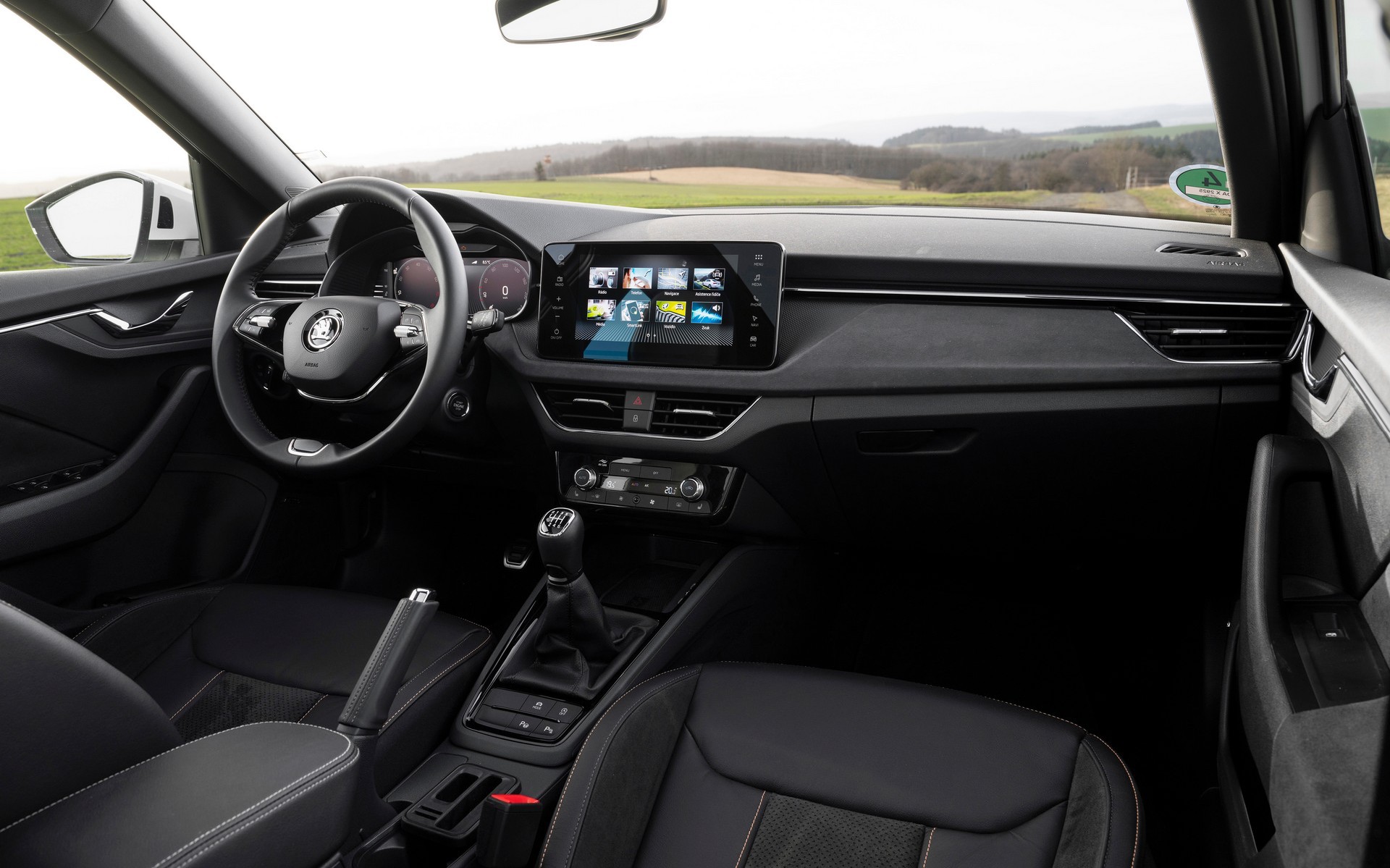 Ποιο SUV της Skoda αγοράζεις άτοκα – Καίει 5,4 lt στα 100 km και έχει 4 χρόνια εγγύηση