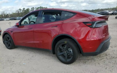 Ολοκαίνουριο Tesla Μodel Y – Καταστράφηκε πριν προλάβει να αδειάσει η μπαταρία