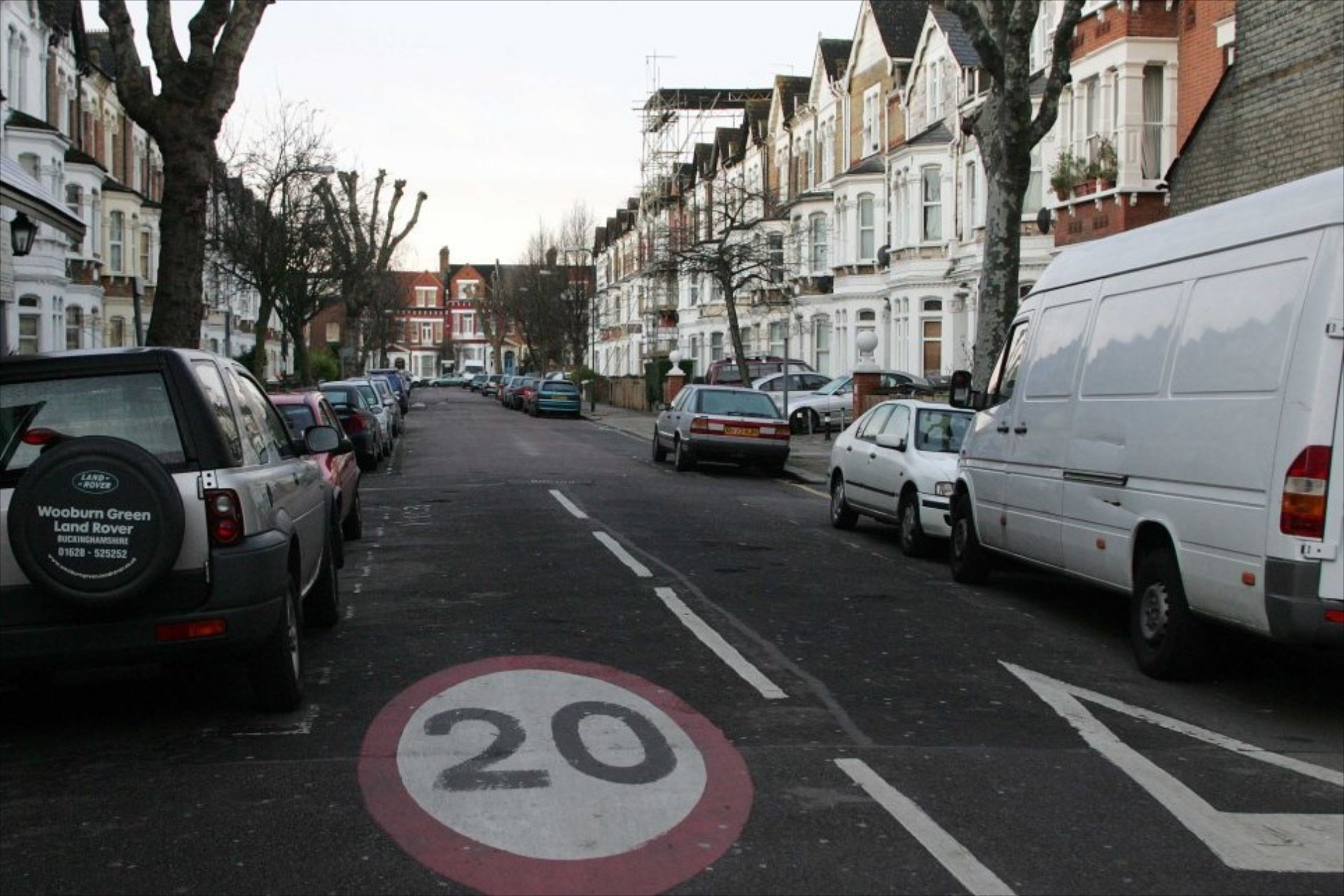 Διάσημος ηθοποιός έχασε το δίπλωμα για 6 μήνες – Έκανε την ίδια παράβαση 4 φορές 