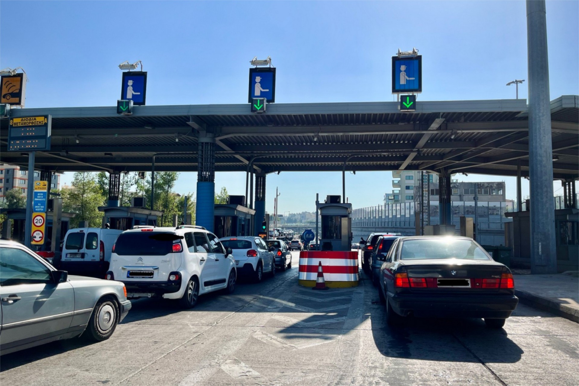 ΑΑΔΕ: Ο λόγος που σταματούν οι αποδείξεις στα διόδια