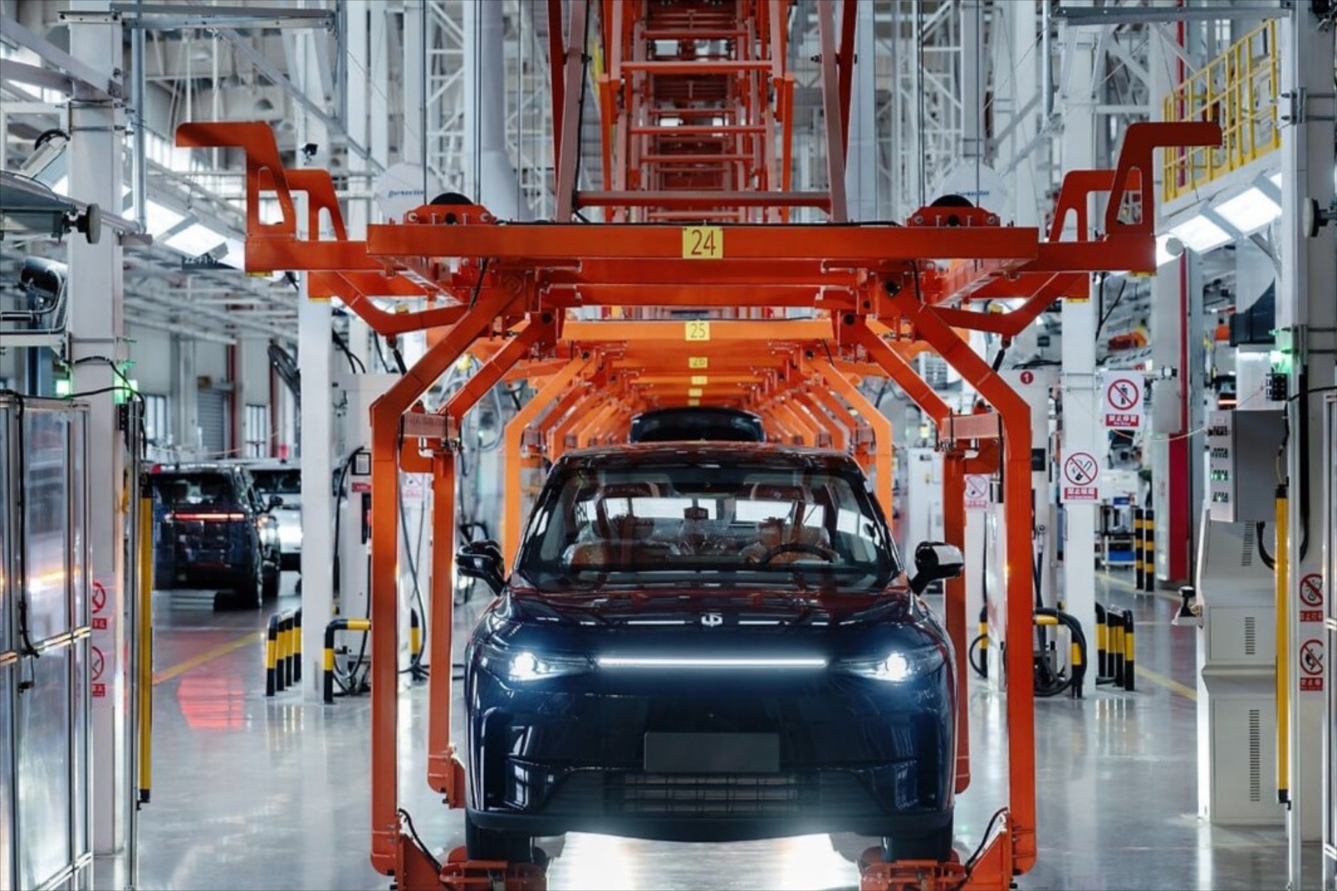 Η μάρκα που κατασκεύασε 500.000 αυτοκίνητα σε 343 ημέρες - Φέρνει στην Ελλάδα SUV με 1.000 km αυτονομία!