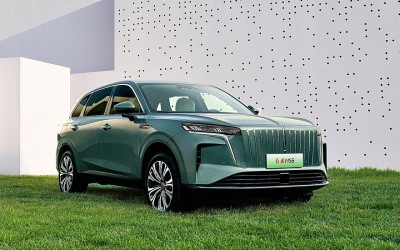 Το υβριδικό SUV που έκανε ρεκόρ αυτονομίας - 2.325 km με ένα γέμισμα 