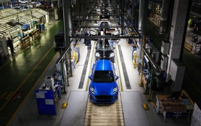 Μπήκαμε στο εργοστάσιο της Ford στην Κραϊόβα – Εκεί όπου κατασκευάζονται τα κορυφαία αυτοκίνητα 