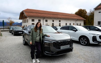 Η Audi έκανε δώρο σε γυναικεία ομάδα 32 αυτοκίνητα 