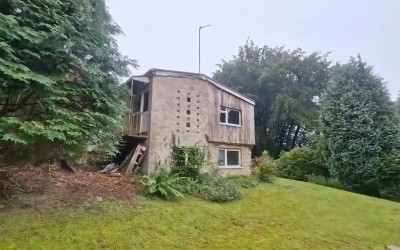 To εγκαταλελειμμένο σπίτι έκρυβε ένα θησαυρό - Μια σπάνια Rolls-Royce 100 ετών 