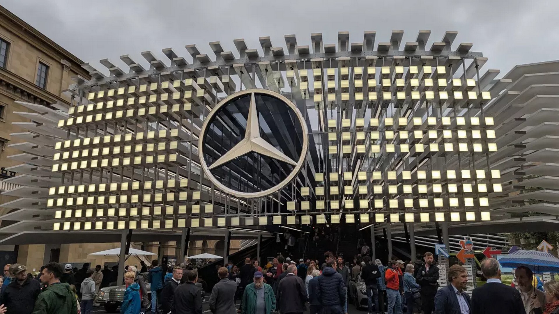 Νέο κατάστημα Mercedes και smart στη Θεσσαλονίκη 
