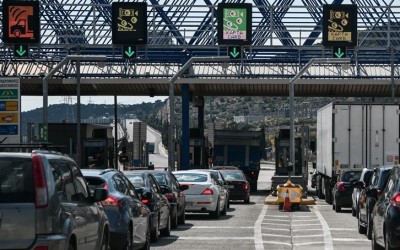 Επίσημο: Έρχονται πρόστιμα σε 810.000 οδηγούς στην Ελλάδα – Δείτε τι δεν έκαναν 