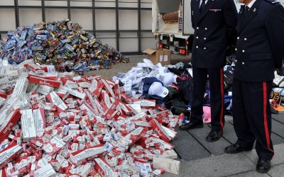 Με μια δουλειά δε βγαίνει – Οδηγός φορτηγού μετέφερε ανταλλακτικά και… λαθραία τσιγάρα