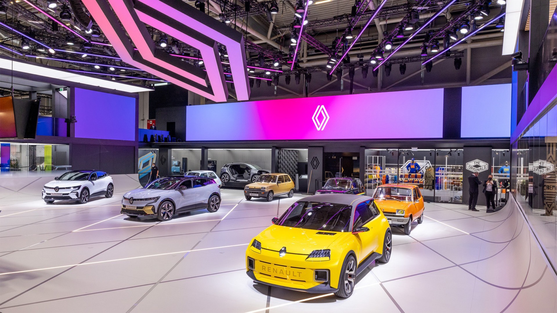 Το φαινόμενο της Renault – Σπάει ταμεία σε υβριδικά και ηλεκτρικά 