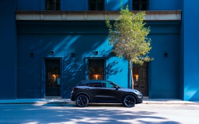 Το υβριδικό premium ιαπωνικό B-SUV με αυτόματο κιβώτιο - Έχει 136 PS