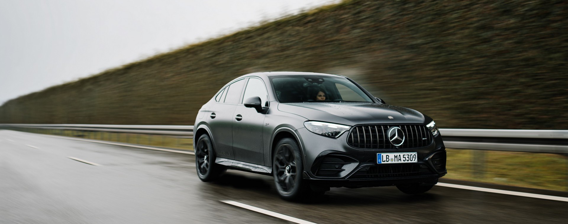 Νέα Mercedes-AMG GLC 53 4MATIC+: Ξεχάστε τα plug-in και 4κύλινδρα σύνολα! 
