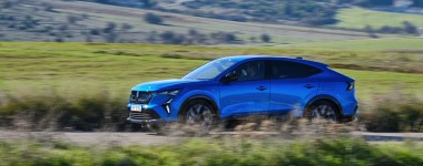 Δοκιμή Renault Rafale E-Tech 4x4 300PS: Brand Ambassador