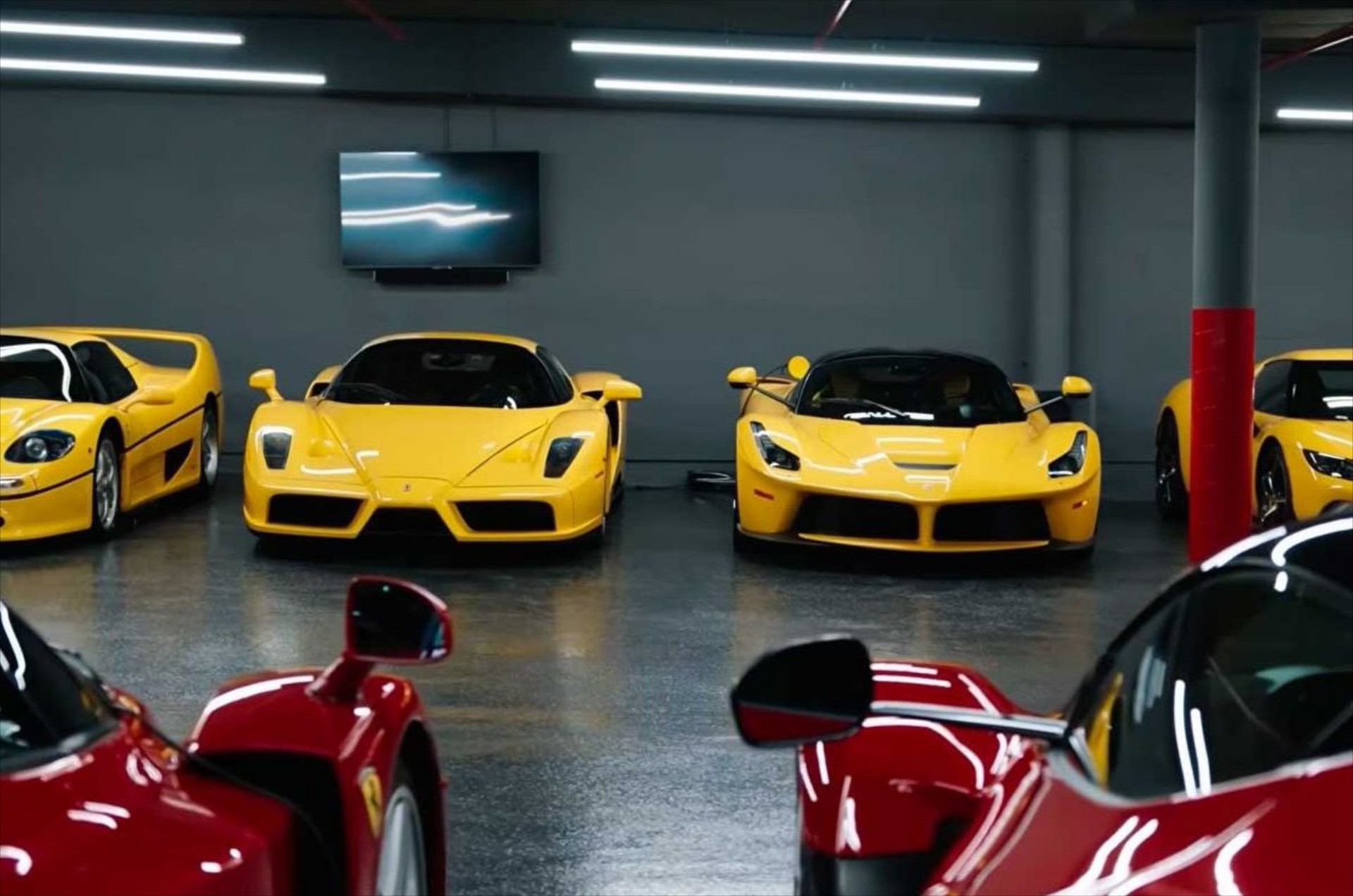 Η πιο διάσημη συλλογή Ferrari στον κόσμο – Έχει το παρατσούκλι «Κέτσαπ & Μουστάρδα» 