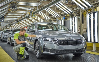 Η Skoda έγραψε ιστορία – Κέρδισε την Toyota στην Ευρώπη 