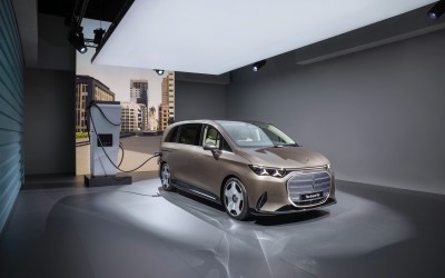 Νέα Mercedes-Benz VLE: Το πιο πολυτελές minivan που έχεις δει! 