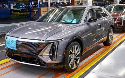 Tο εργοστάσιο που απέλυσε και πρόσλαβε ξανά 700 εργαζομένους!