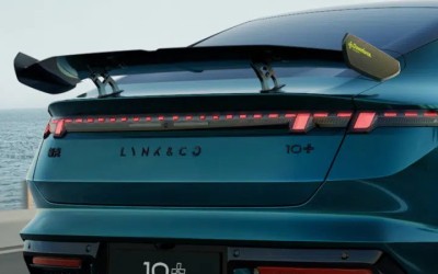 To sport σεντάν των 912 ίππων - Κάνει το 0-100 km/h σε 2,8 sec!