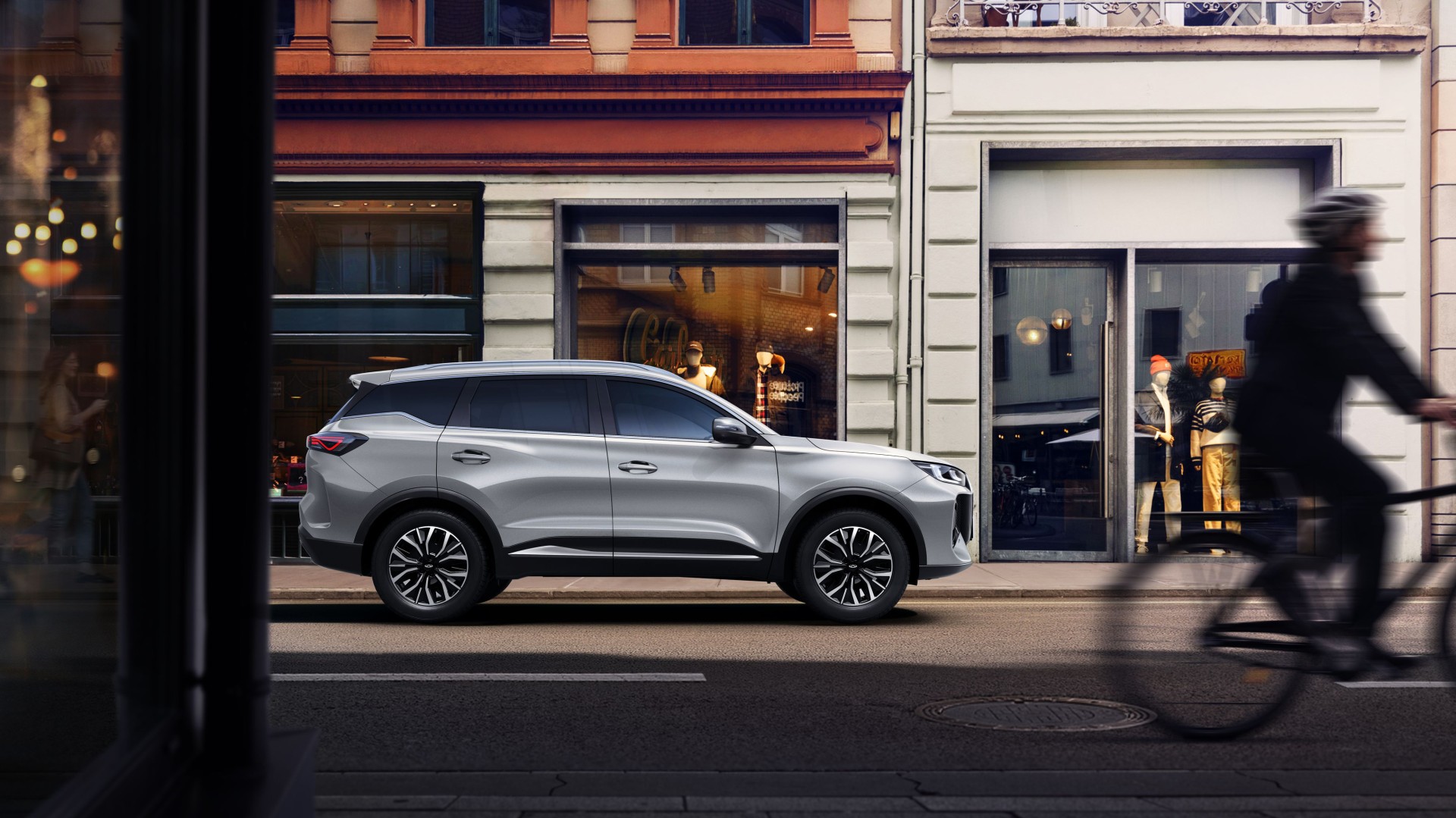 Τον Ιούνιο στην Ελλάδα το νέο υβριδικό SUV των 224 ίππων που καίει 5,7 lt – Σε τιμή έκπληξη