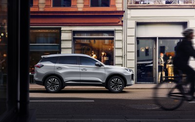 Τον Ιούνιο στην Ελλάδα το νέο υβριδικό SUV των 224 ίππων που καίει 5,7 lt – Σε τιμή έκπληξη