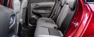 Το πιο ευρύχωρο υβριδικό supermini - Καίει μόλις 3,6 lt ανά 100 km