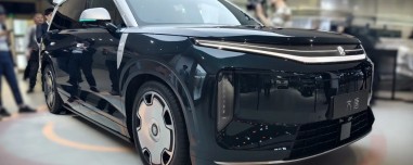 Τρέλα για το πολυτελές SUV - Σε 48 ώρες παραγγέλθηκαν 60.000 αυτοκίνητα!