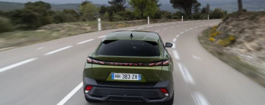 Έφτασε Ελλάδα το νέο Peugeot 408 Hybrid – Οι τιμές του 