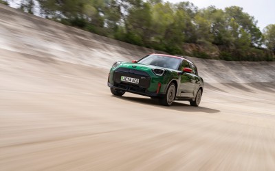 Δοκιμή MINI Aceman JCW: Spiced up!