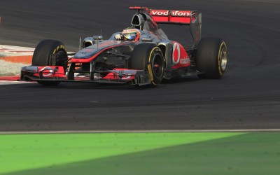 F1: Button και Hamilton ταχύτεροι στο Abu Dhabi