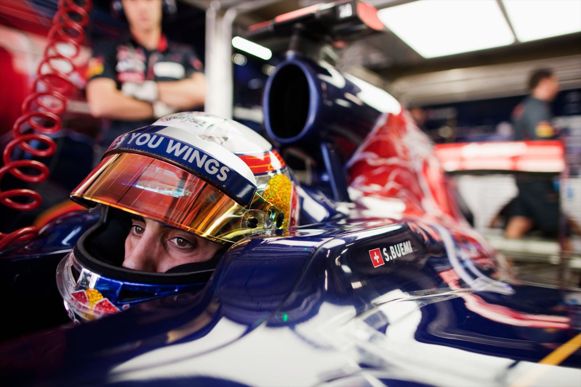 F1: Ο Buemi παραμένει στην ομπρέλα της Red Bull