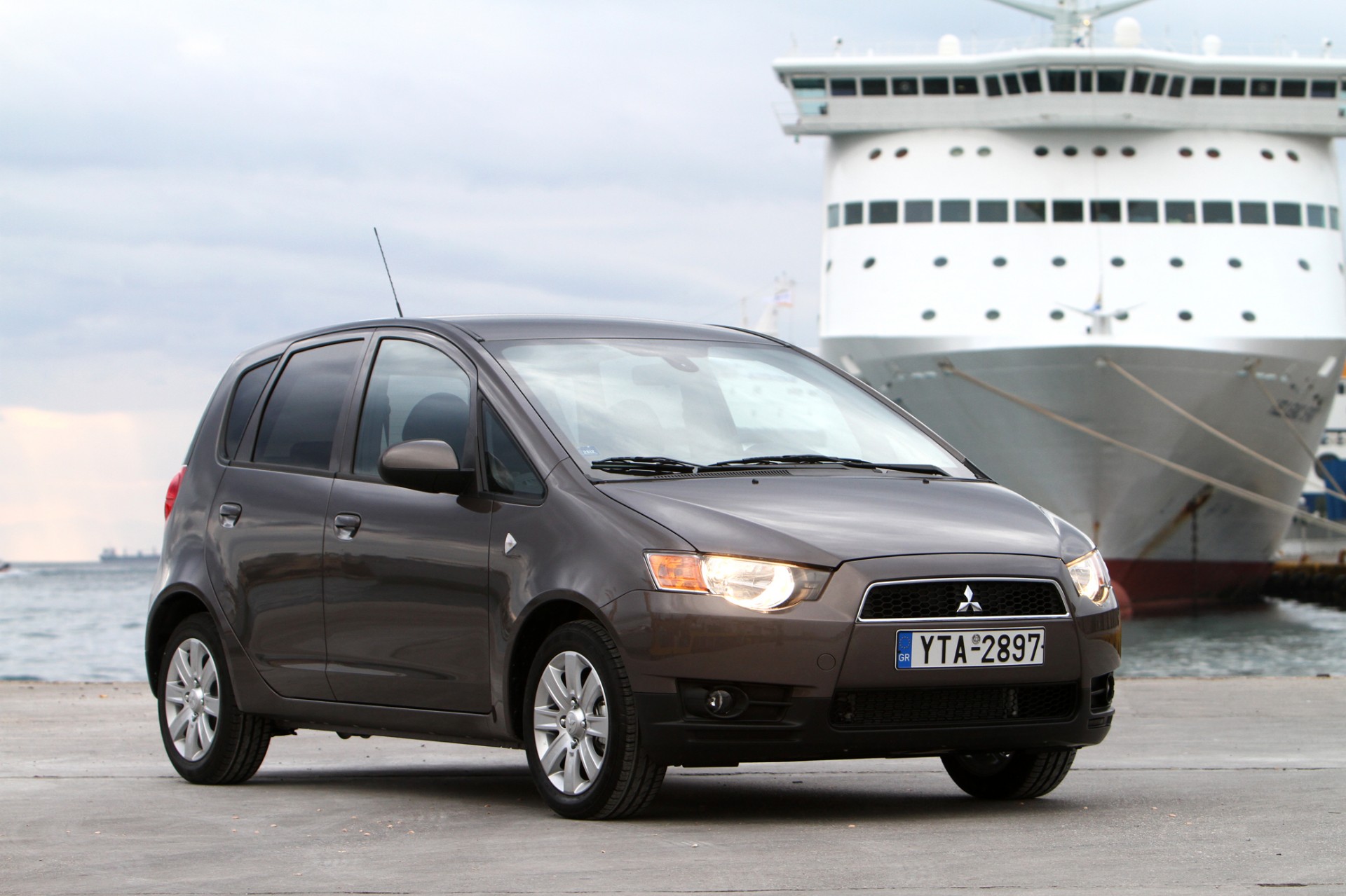 Mitsubishi Colt: Νέα έκδοση Inspire