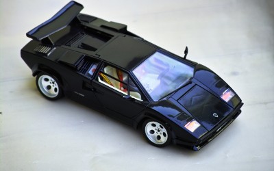 LAMBORGHINI COUNTACH (1988)