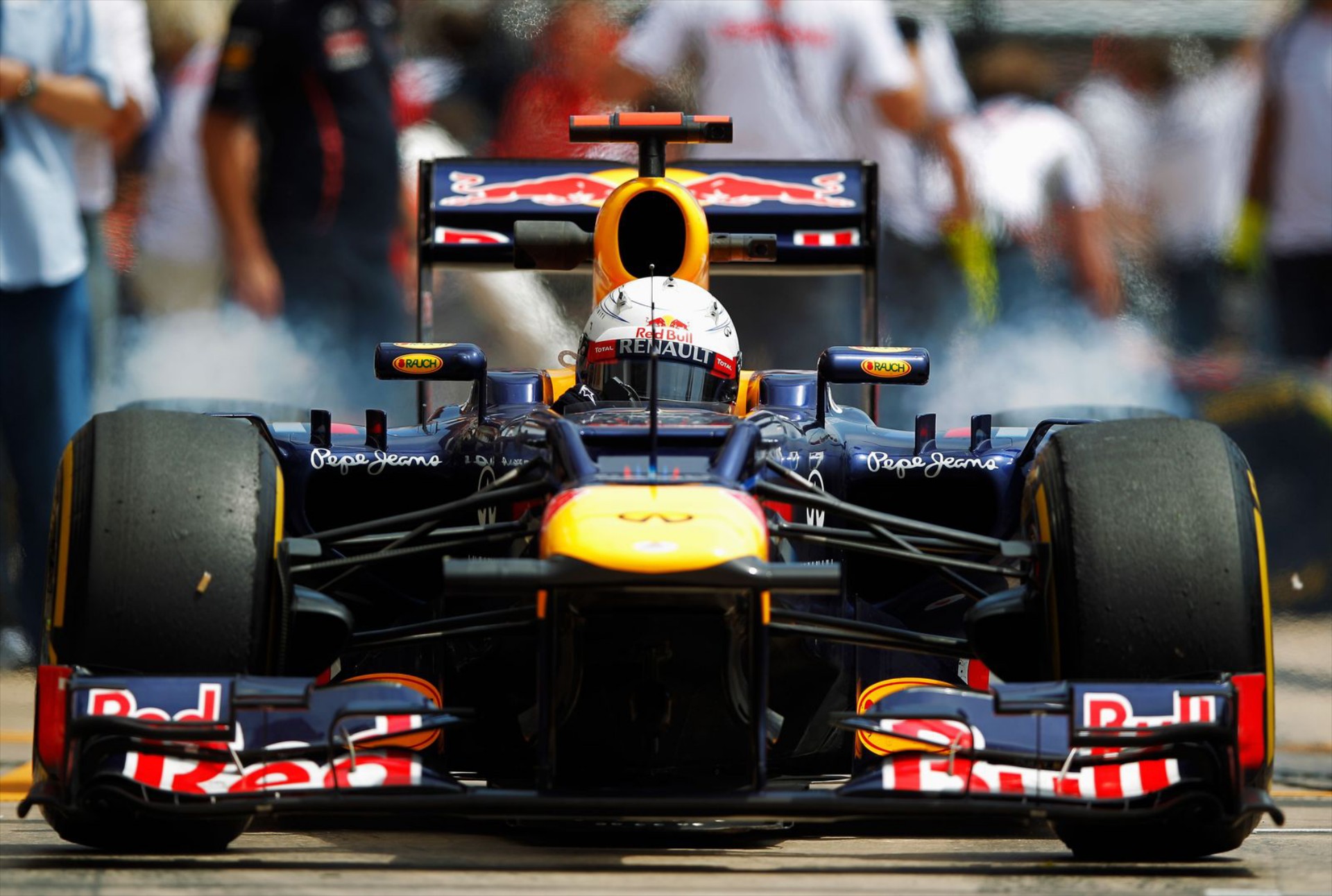 Enrique Scalabroni ... σχολιάζει στο GoCar