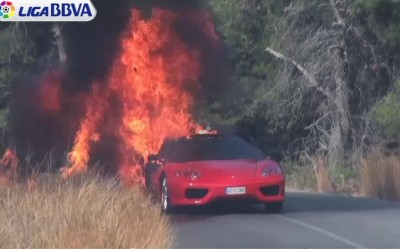 Video: Η Ferrari του Αργεντίνου Banega στις φλόγες