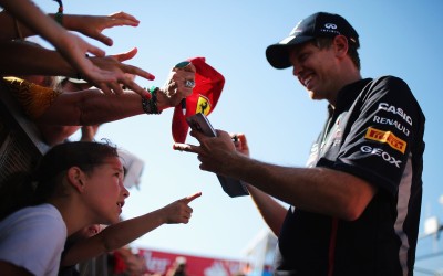 Video: Σε μουσικό video clip o Vettel!